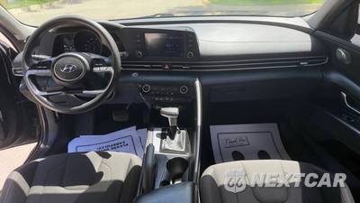 2021 Hyundai Elantra SEL - zdjęcie 16 z 25 - miniatura