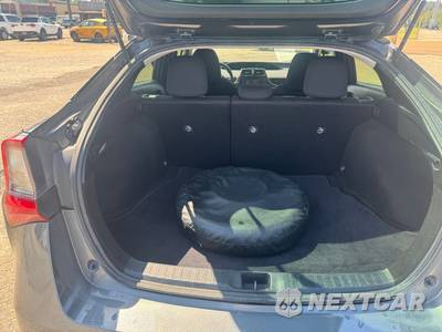 2019 Toyota Prius LE - zdjęcie 19 z 23 - miniatura