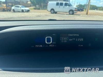 2019 Toyota Prius LE - zdjęcie 23 z 23 - miniatura