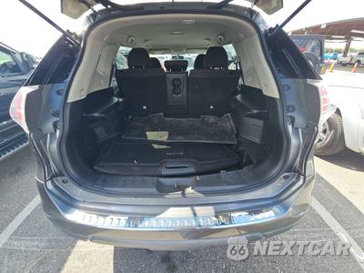 2015 Nissan Rogue SV - zdjęcie 16 z 18 - miniatura