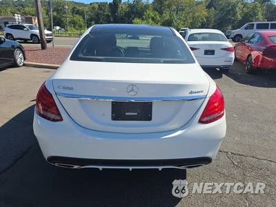 2015 Mercedes-Benz C 300 4MATIC Sedan w/Sport Pkg - zdjęcie 5 z 23 - miniatura