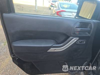 2014 Jeep Wrangler Unlimited Rubicon - zdjęcie 9 z 46 - miniatura