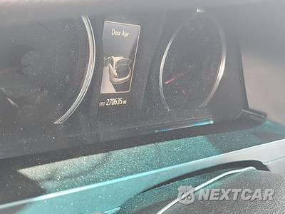 2016 Toyota Camry SE - zdjęcie 12 z 50 - miniatura