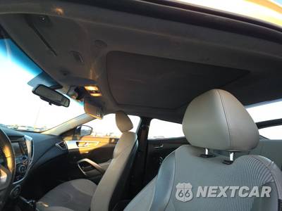 2012 Hyundai Veloster w/Gray Interior - zdjęcie 16 z 41 - miniatura