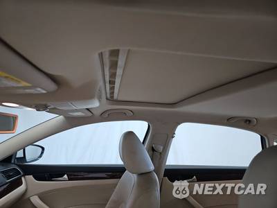 2012 Volkswagen Passat V6 SEL Premium - zdjęcie 17 z 26 - miniatura