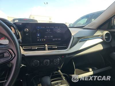 2024 Chevrolet Trax LS - zdjęcie 11 z 30 - miniatura