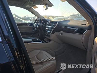 2012 Mercedes-Benz ML 350 - zdjęcie 8 z 23 - miniatura