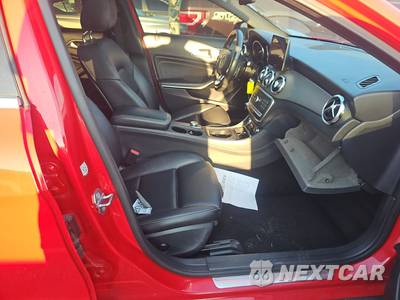2018 Mercedes-Benz GLA 250 4MATIC - zdjęcie 8 z 46 - miniatura