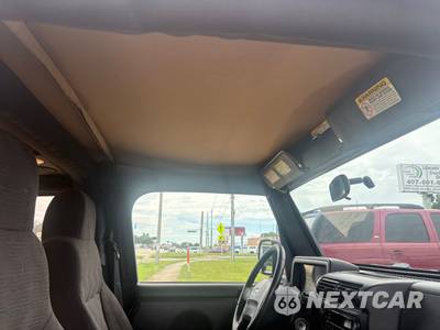 2005 Jeep Wrangler Sport - zdjęcie 28 z 49 - miniatura