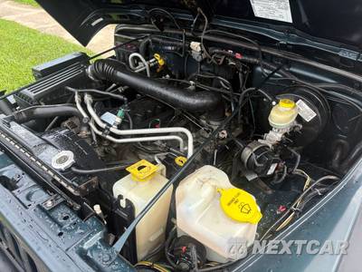 2005 Jeep Wrangler Sport - zdjęcie 38 z 49 - miniatura