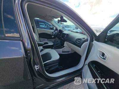 2018 Jeep Compass Limited - zdjęcie 8 z 21 - miniatura