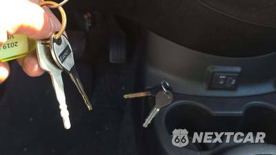 2019 Nissan Versa Sedan S Plus - zdjęcie 25 z 42 - miniatura