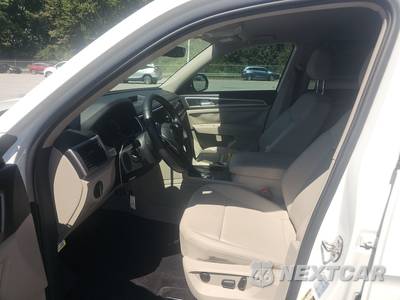 2018 Volkswagen Atlas V6 SE w/Technology - zdjęcie 7 z 19 - miniatura