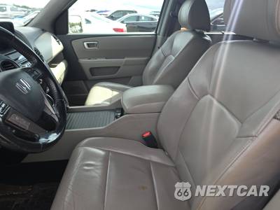 2014 Honda Pilot Touring w/Navigation & RES - zdjęcie 7 z 26 - miniatura