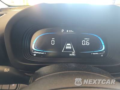 2025 Hyundai Venue SEL - zdjęcie 12 z 30 - miniatura