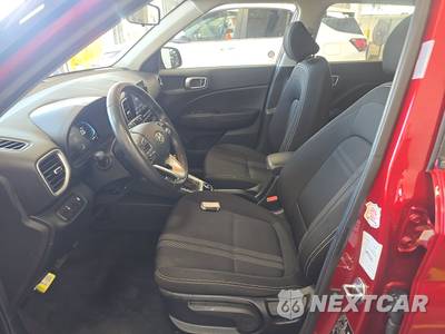 2025 Hyundai Venue SEL - zdjęcie 7 z 30 - miniatura