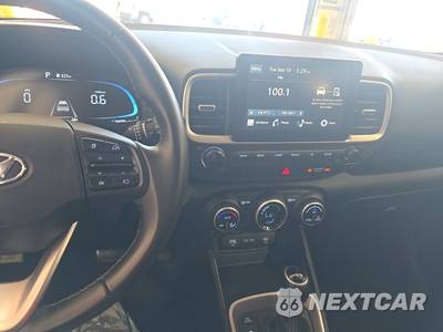 2025 Hyundai Venue SEL - zdjęcie 11 z 30 - miniatura