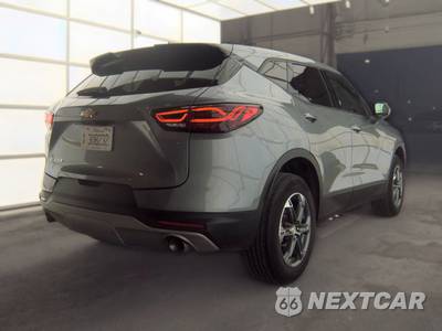 2025 Chevrolet Blazer LT 2LT - zdjęcie 4 z 28 - miniatura