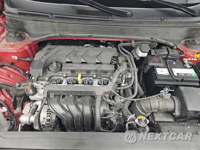 2025 Hyundai Venue SEL - zdjęcie 15 z 31 - miniatura