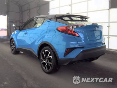 2019 Toyota C-HR XLE - zdjęcie 6 z 19 - miniatura