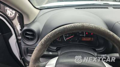 2015 Nissan Versa S Plus - zdjęcie 22 z 36 - miniatura