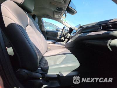 2024 Toyota Camry SE - zdjęcie 8 z 25 - miniatura