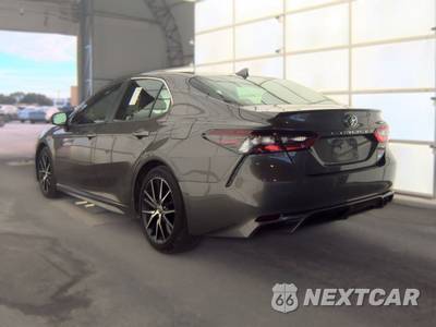 2024 Toyota Camry SE - zdjęcie 6 z 25 - miniatura