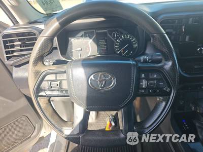 2024 Toyota Tundra SR Crew Cab Short Bed - zdjęcie 10 z 23 - miniatura