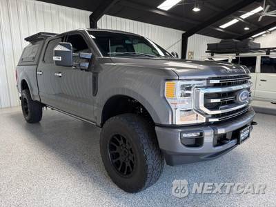 2022 Ford Super Duty F-250 Platinum Crew Cab Medium Bed - zdjęcie 4 z 44 - miniatura