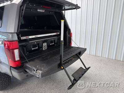 2022 Ford Super Duty F-250 Platinum Crew Cab Medium Bed - zdjęcie 35 z 44 - miniatura