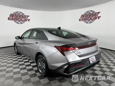 2024 Hyundai Elantra SEL - zdjęcie 5 z 44 - miniatura