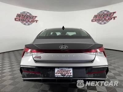 2024 Hyundai Elantra SEL - zdjęcie 6 z 44 - miniatura