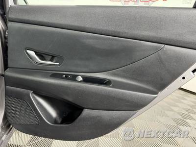 2024 Hyundai Elantra SEL - zdjęcie 40 z 44 - miniatura