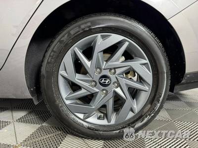 2024 Hyundai Elantra SEL - zdjęcie 42 z 44 - miniatura
