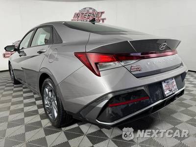 2024 Hyundai Elantra SEL - zdjęcie 27 z 44 - miniatura