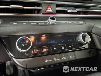 2024 Hyundai Elantra SEL - zdjęcie 22 z 44 - miniatura