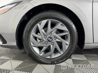 2024 Hyundai Elantra SEL - zdjęcie 41 z 44 - miniatura