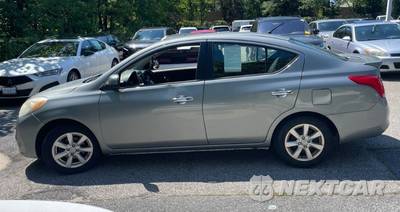2013 Nissan Versa 1.6 SL - zdjęcie 6 z 18 - miniatura