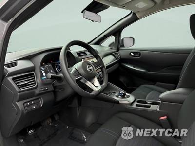 2025 Nissan LEAF S - zdjęcie 7 z 36 - miniatura