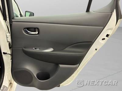 2025 Nissan LEAF S - zdjęcie 31 z 35 - miniatura