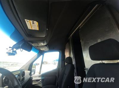 2019 Mercedes-Benz Sprinter 2500 Cargo Van Standard Roof 144.0" WB - zdjęcie 11 z 38 - miniatura