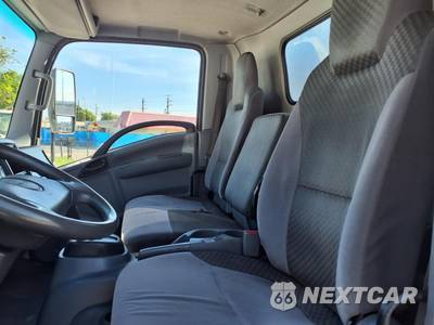 2015 Isuzu NPR - zdjęcie 13 z 28 - miniatura