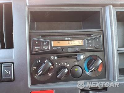 2015 Isuzu NPR - zdjęcie 10 z 28 - miniatura
