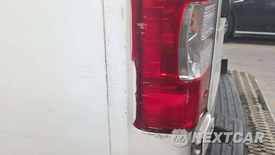 2012 Nissan NV2500 HD Cargo S High Roof 146.1" WB - zdjęcie 36 z 40 - miniatura