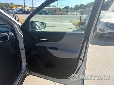 2018 Chevrolet Equinox LS 1LS - zdjęcie 22 z 39 - miniatura
