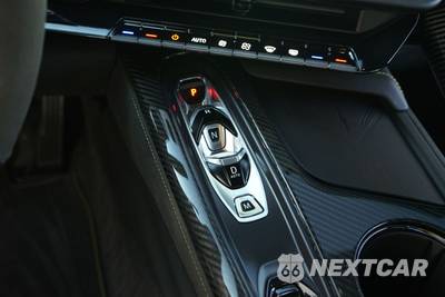 2026 Chevrolet Corvette ZR1 Coupe 3LZ - zdjęcie 28 z 45 - miniatura