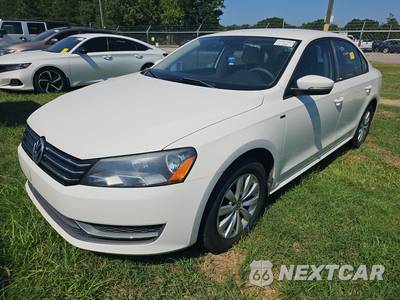 2013 Volkswagen Passat 2.5L Wolfsburg Edition