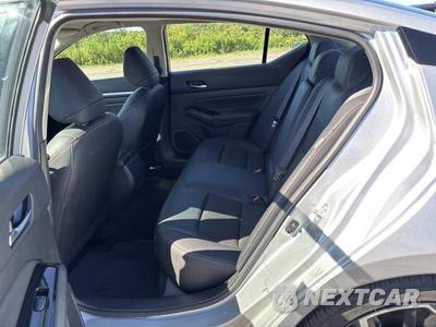 2025 Nissan Altima SR - zdjęcie 3 z 22 - miniatura