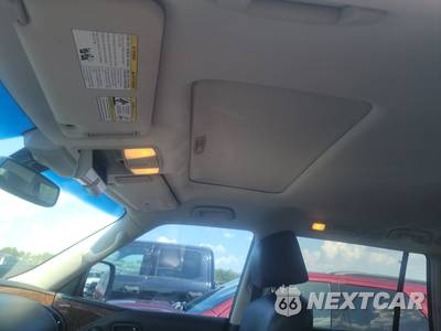 2017 Nissan Armada Platinum - zdjęcie 18 z 26 - miniatura