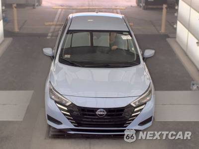 2025 Nissan Versa SV - zdjęcie 2 z 17 - miniatura